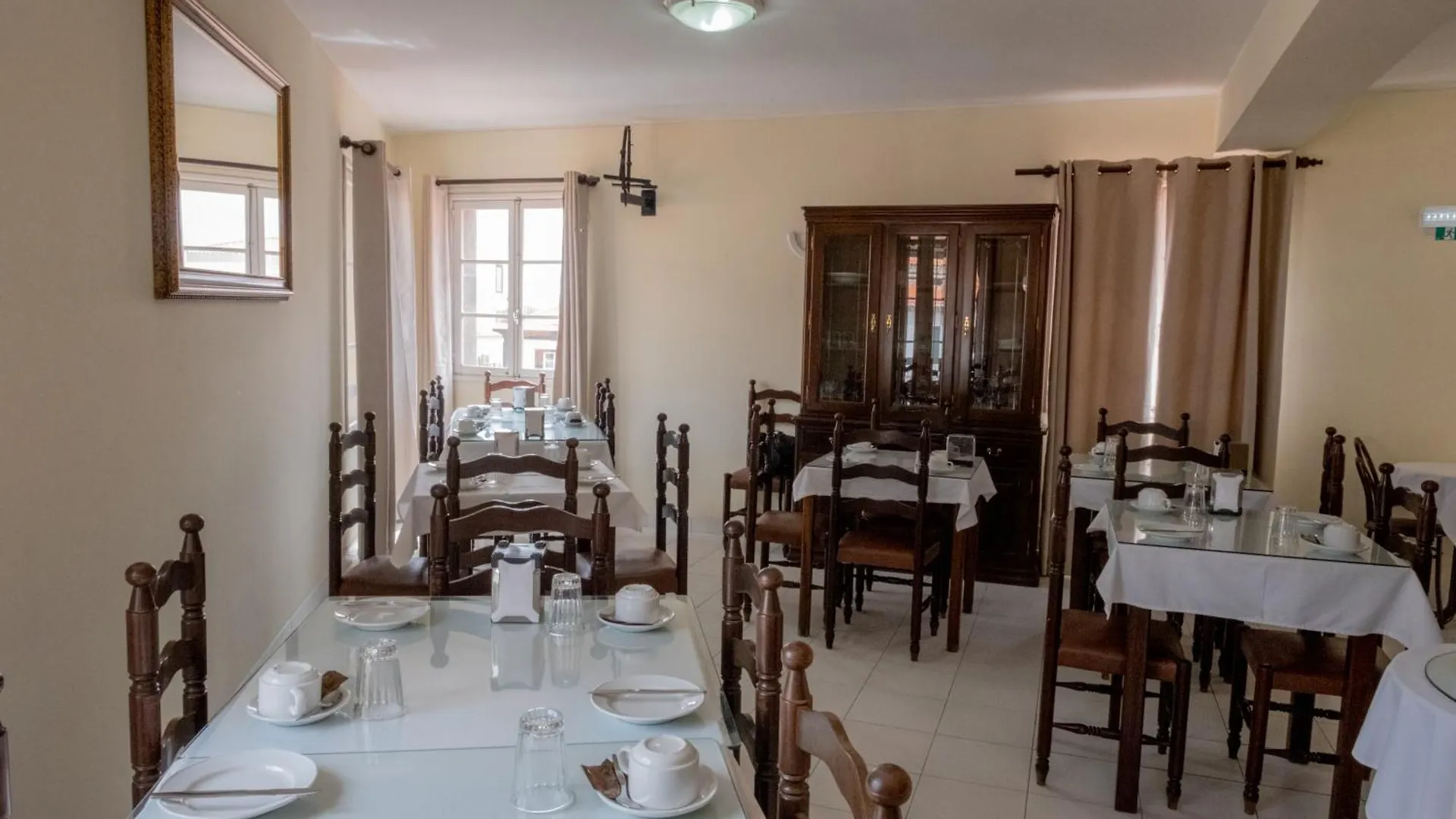 Отель Residencial Chafariz /Queimada Фуншал 0*,  Португалия