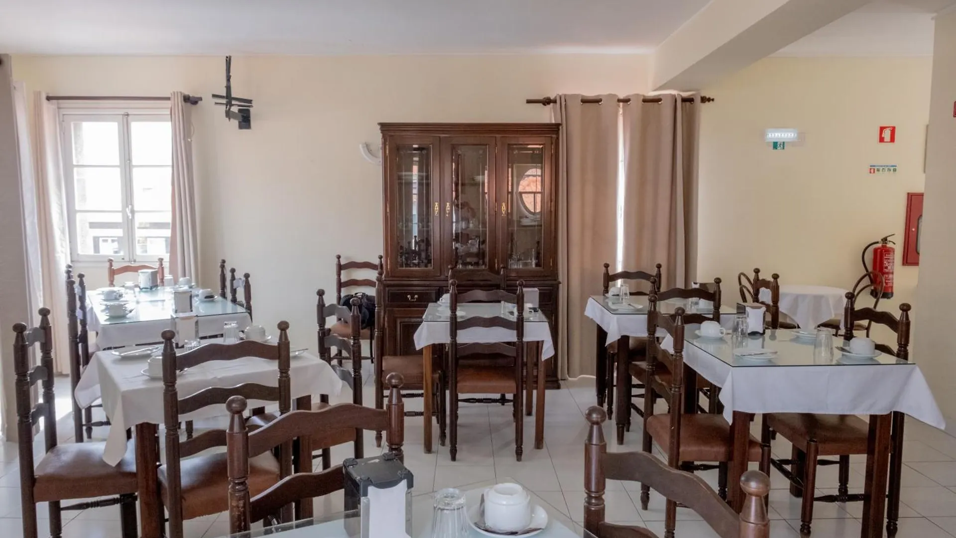 Отель Residencial Chafariz /Queimada Фуншал 0*,  Португалия