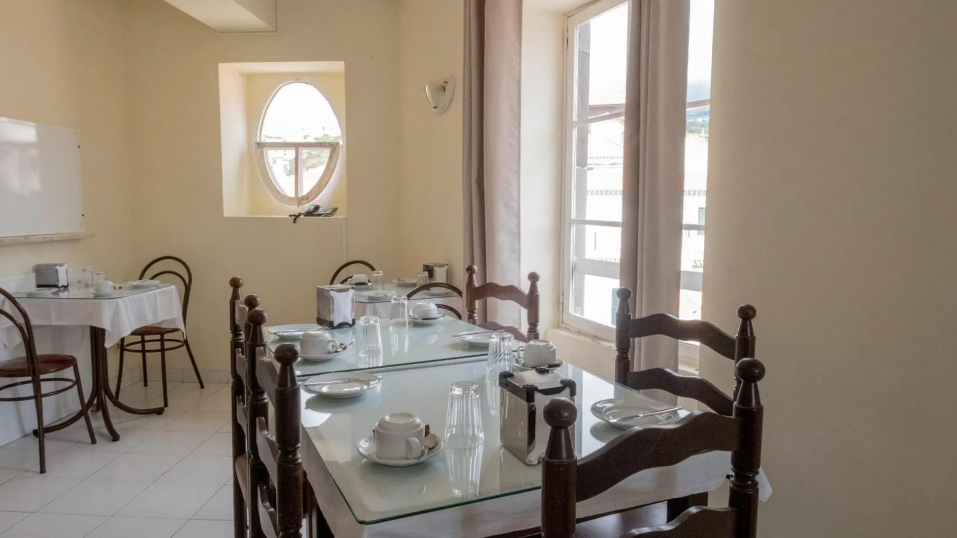 Отель Residencial Chafariz /Queimada Фуншал Португалия