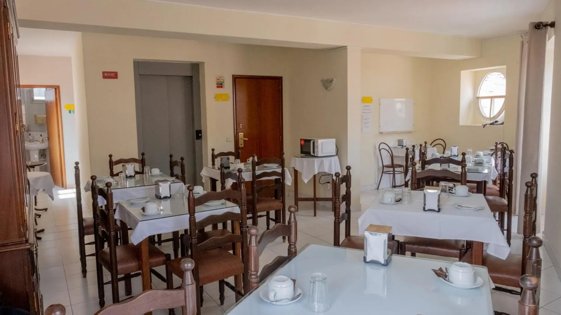 Residencial Chafariz /Queimada Hotel Funchal  0*, Funchal (Madeira)
